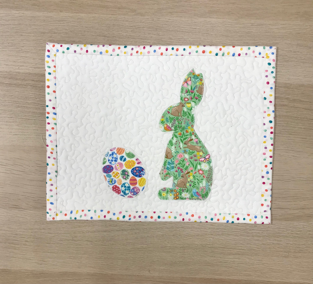 Easter Bunny Tablemat/Placemat Workshop - 9.30am - 1.30pm with Sue on Saturday 29th March 2025 (4 spaces available)